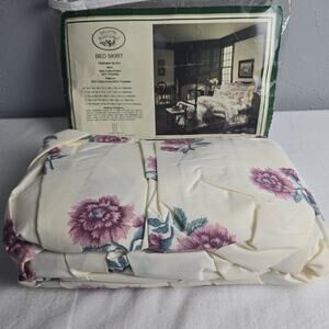Laura Ashley Cheveley Floral Bed Skirt‎ Twin Cream Purple VTG Ruffle Cottagecore